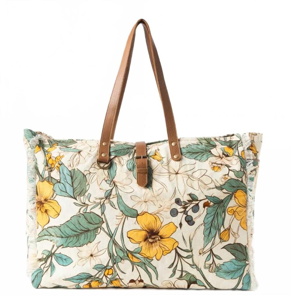 NEW MYRA women's lovely florals weekender bag in light green